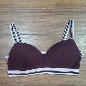 Trillium Zumiez maroon sports bra MEDIUM